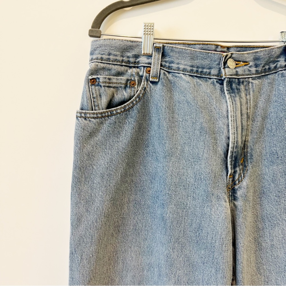 Levi’s Vintage 550 Classic Relaxed Tapered Women’s Jeans Denim Size 14 M - Picture 3 of 6